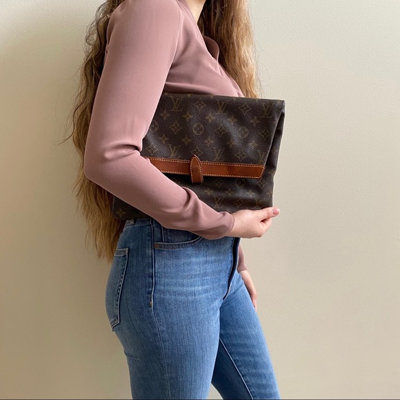 SOLD✨ Louis Vuitton Monogram Envelope Clutch - Picture 2 of 9